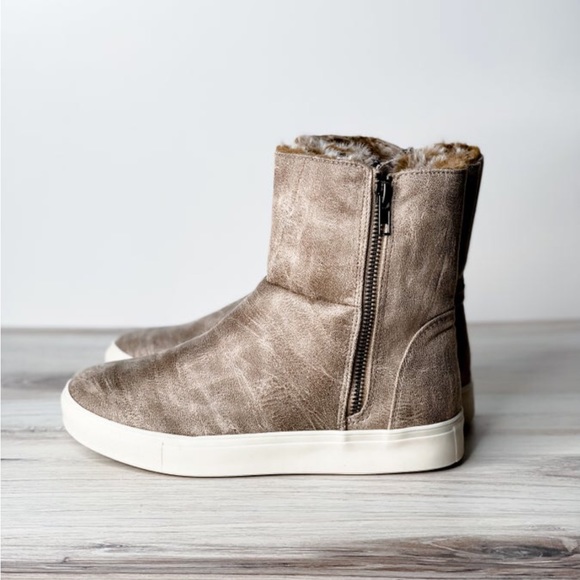 BOGO Very G PLUSHER BOOTIE - Picture 4 of 6